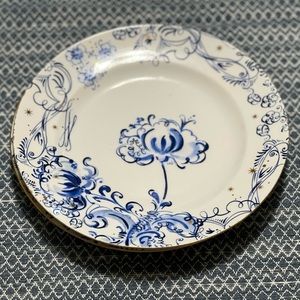 Set of 2 Anthropologie Plates Like New!